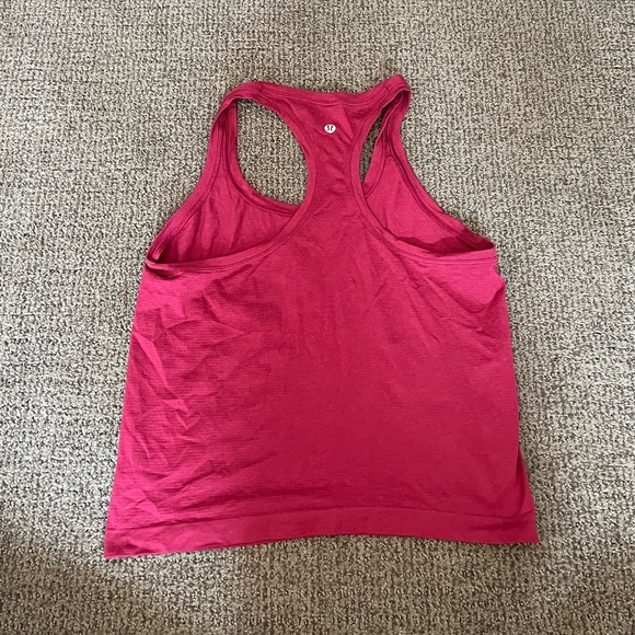 Swiftly Tech Racerback Tank Top 2.0* Race Length - Raspberry/Dark Pink - 8 - Picture 3 of 3